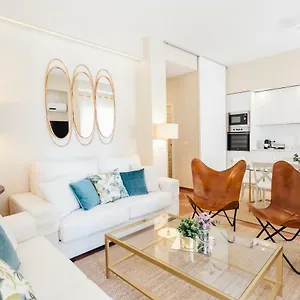  Appartement Stylish And Wide- 3bdr 3bth- Remedios